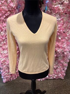 Cullen Cashmere V neck sweater